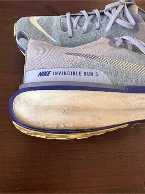 Nike Light Blue Invincible 3 Run Sneakers Mens Size 12